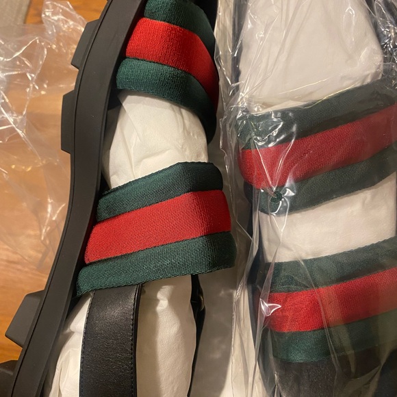 Gucci Men’s Leather and Web Sandals - Picture 8 of 12